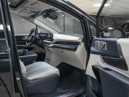 Buick GL8 IV Century Avenir 