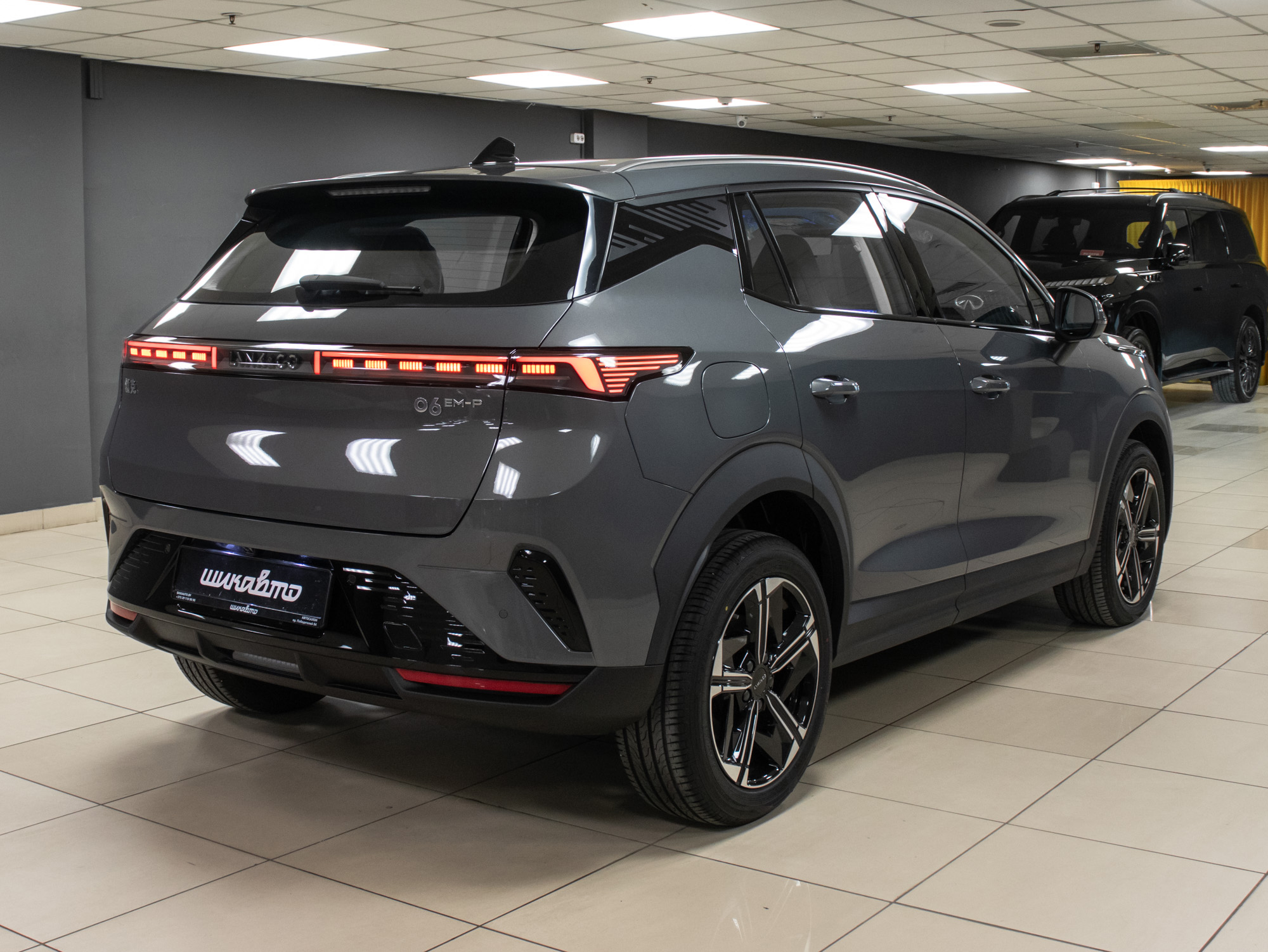 Lynk&Co 0 6 