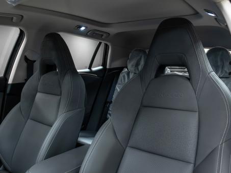 Lynk&Co 0 6 