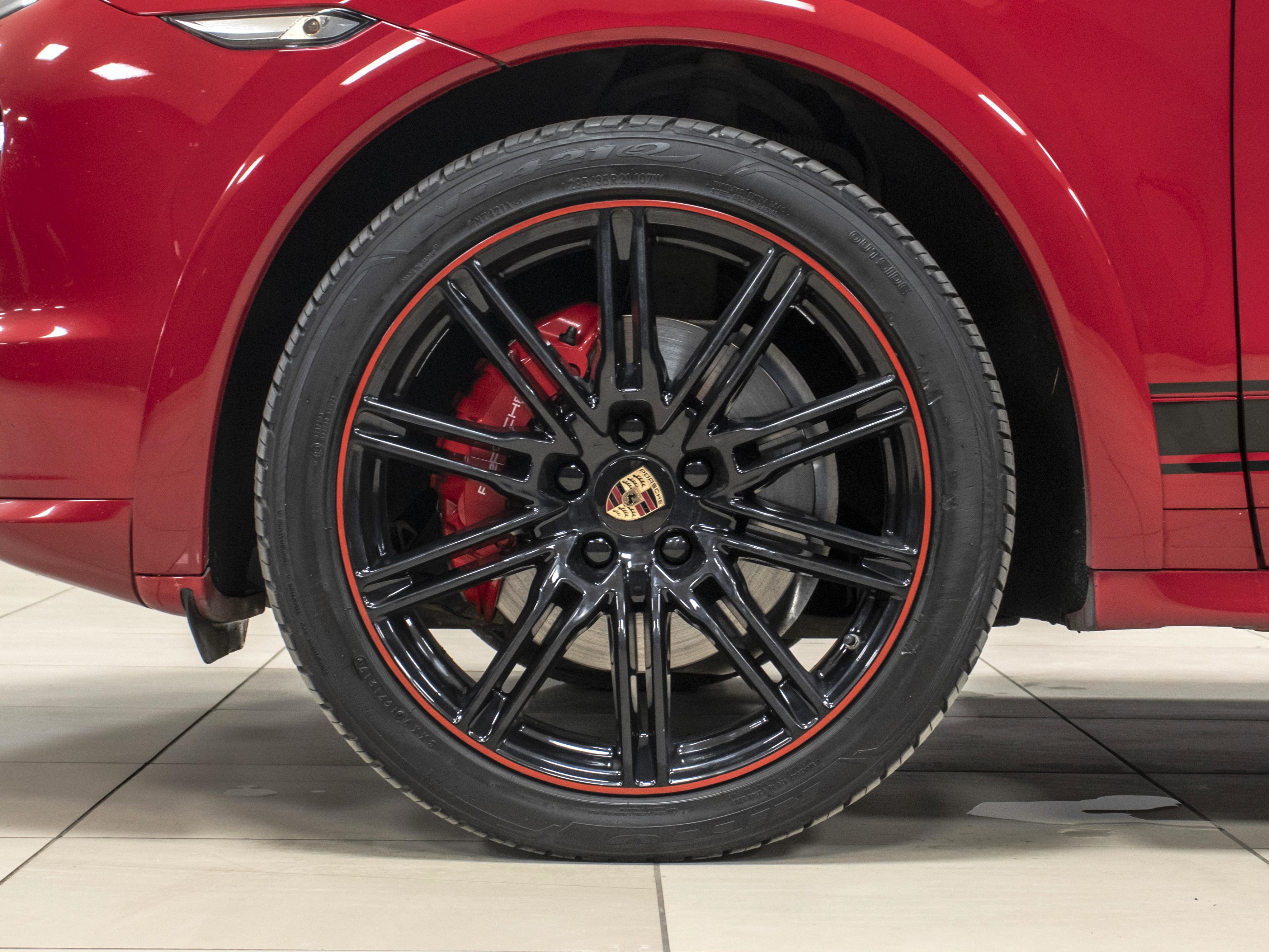 Porsche Cayenne GTS