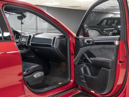Porsche Cayenne GTS