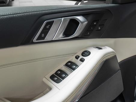 BMW X5 xDrive45e