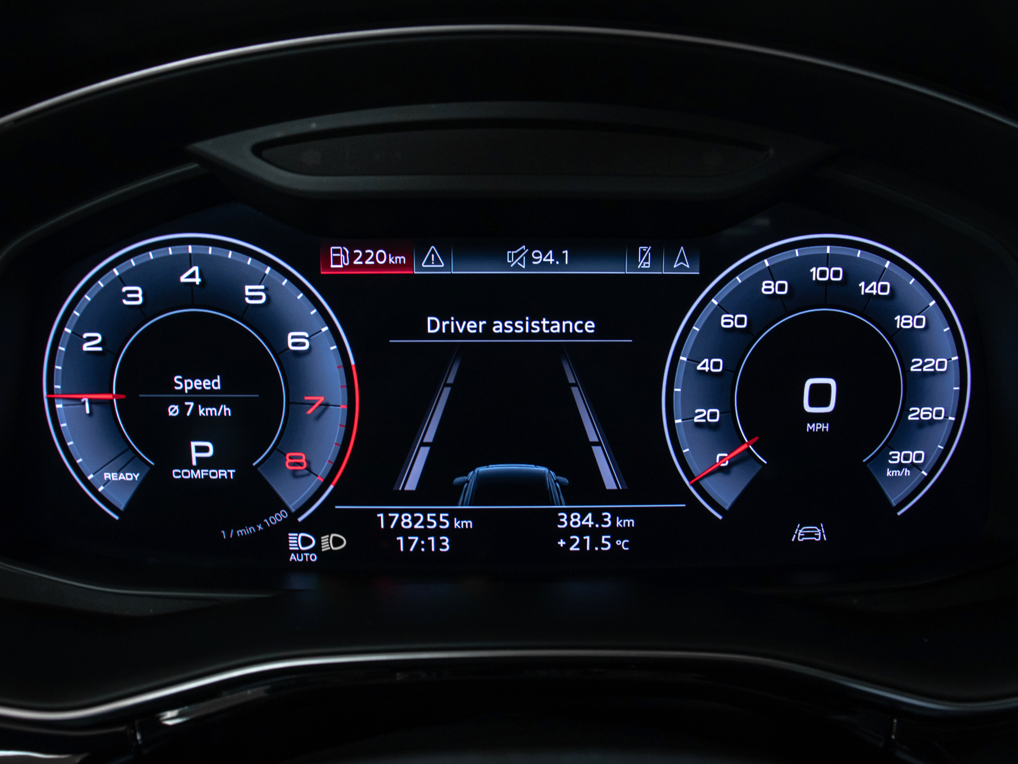 Audi Q8 Premium Plus