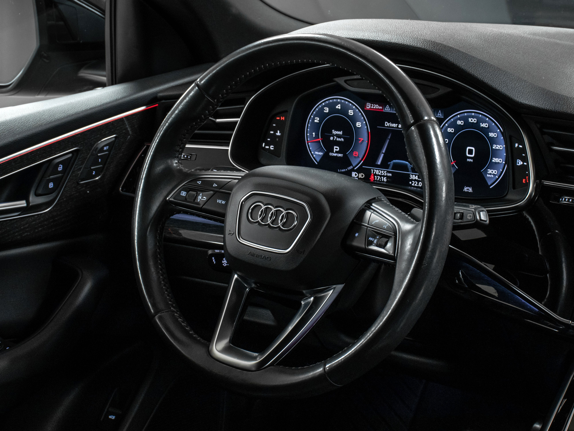 Audi Q8 Premium Plus