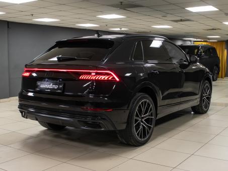 Audi Q8 Premium Plus