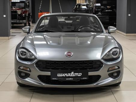 Fiat 124 Spider 