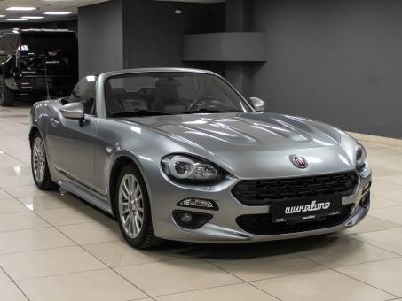 Fiat 124 Spider 