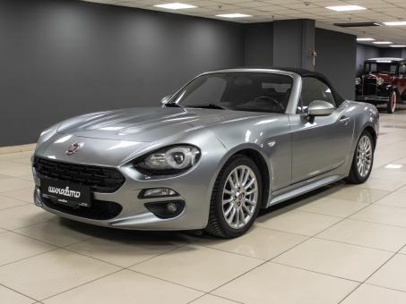 Fiat 124 Spider 