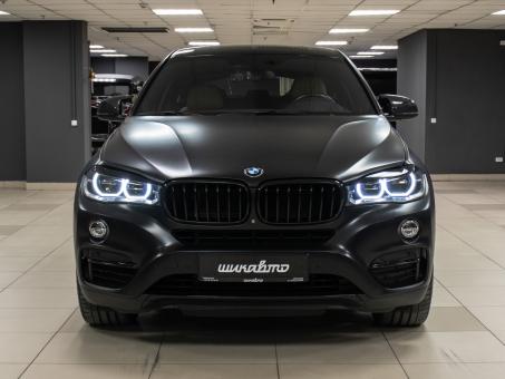 BMW X6 xDrive50i