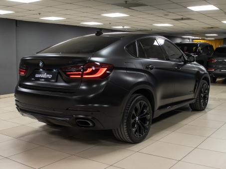 BMW X6 xDrive50i