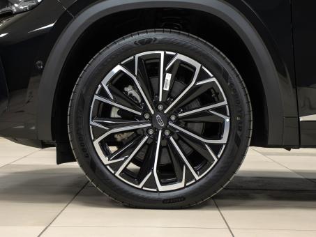 Geely Xingyue L Full Moon