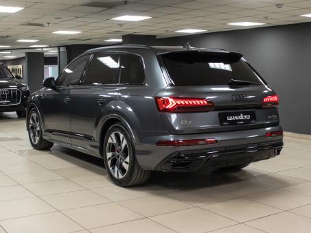 Audi Q7 60 TFSI