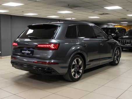 Audi Q7 60 TFSI