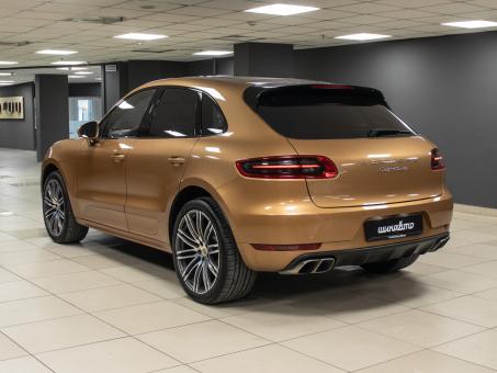 Porsche Macan Turbo