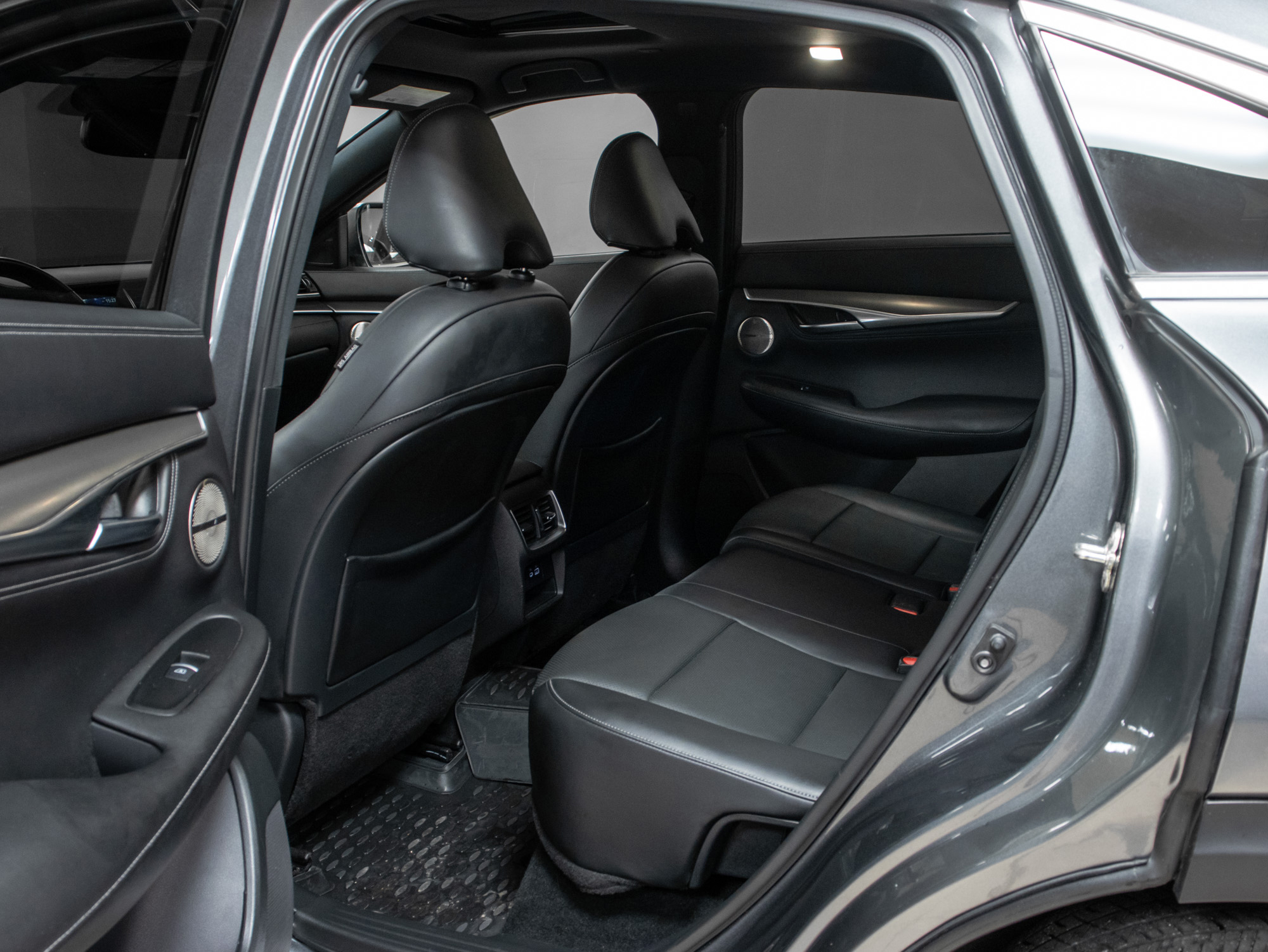 Infiniti QX55 Essential