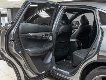 Infiniti QX55 Essential
