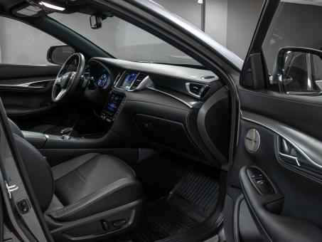 Infiniti QX55 Essential