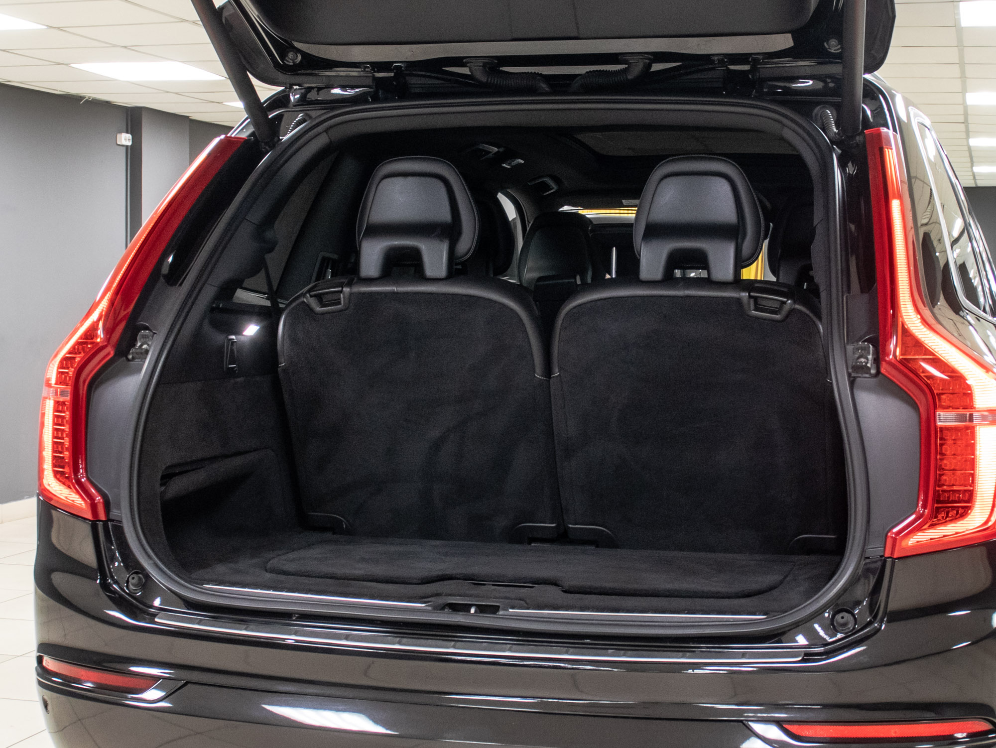 Volvo XC90 R-Design