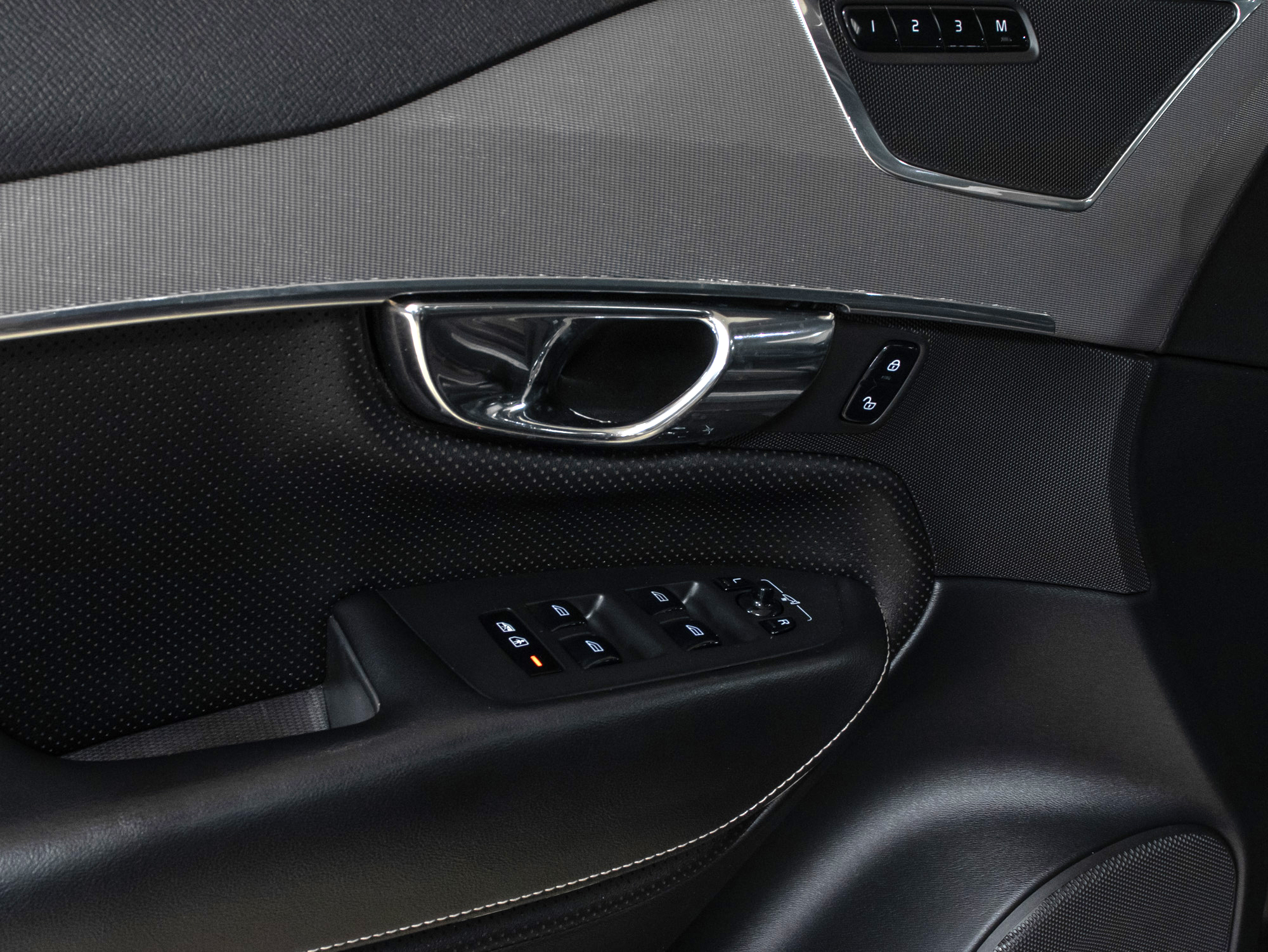 Volvo XC90 R-Design