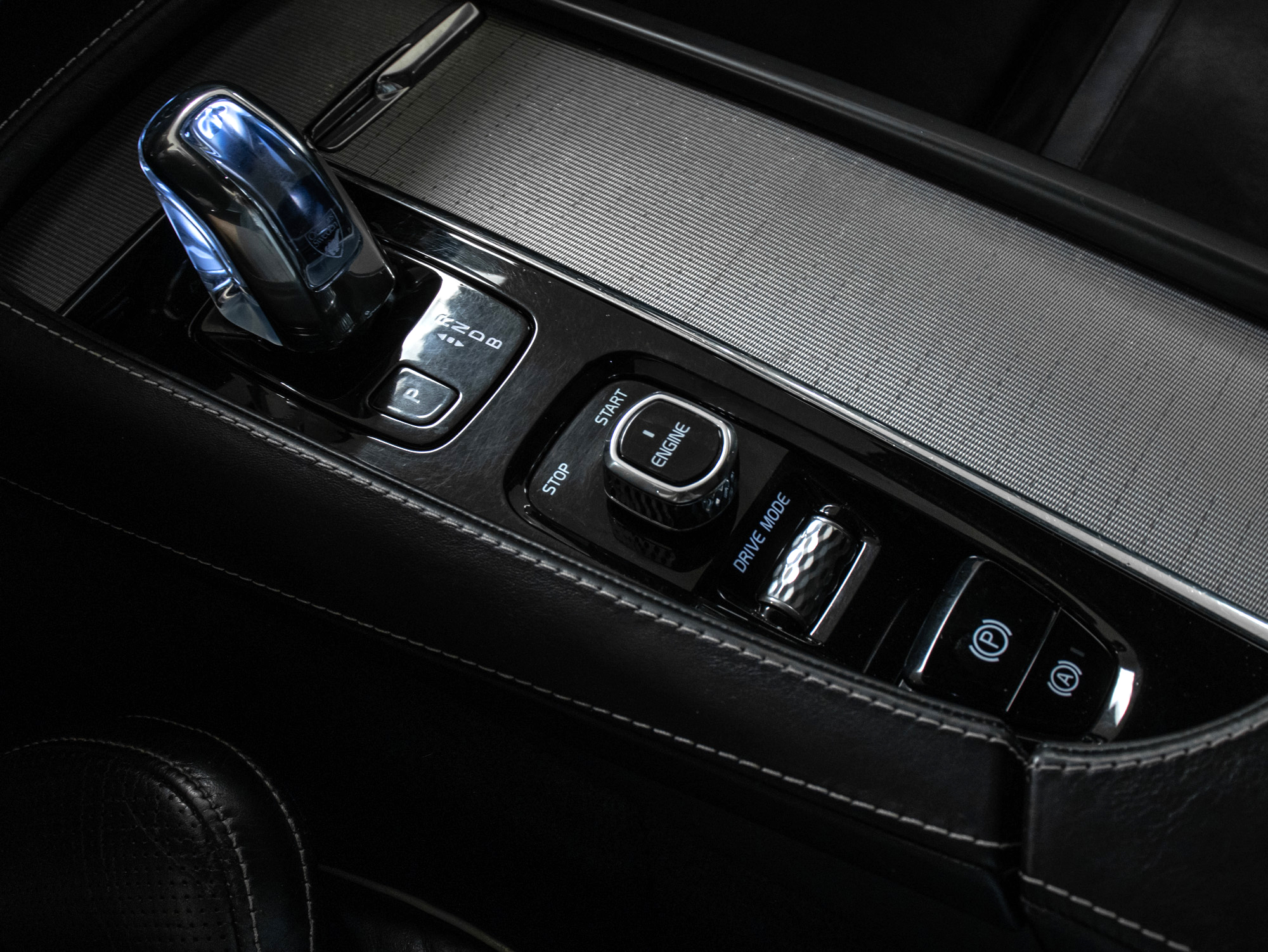 Volvo XC90 R-Design