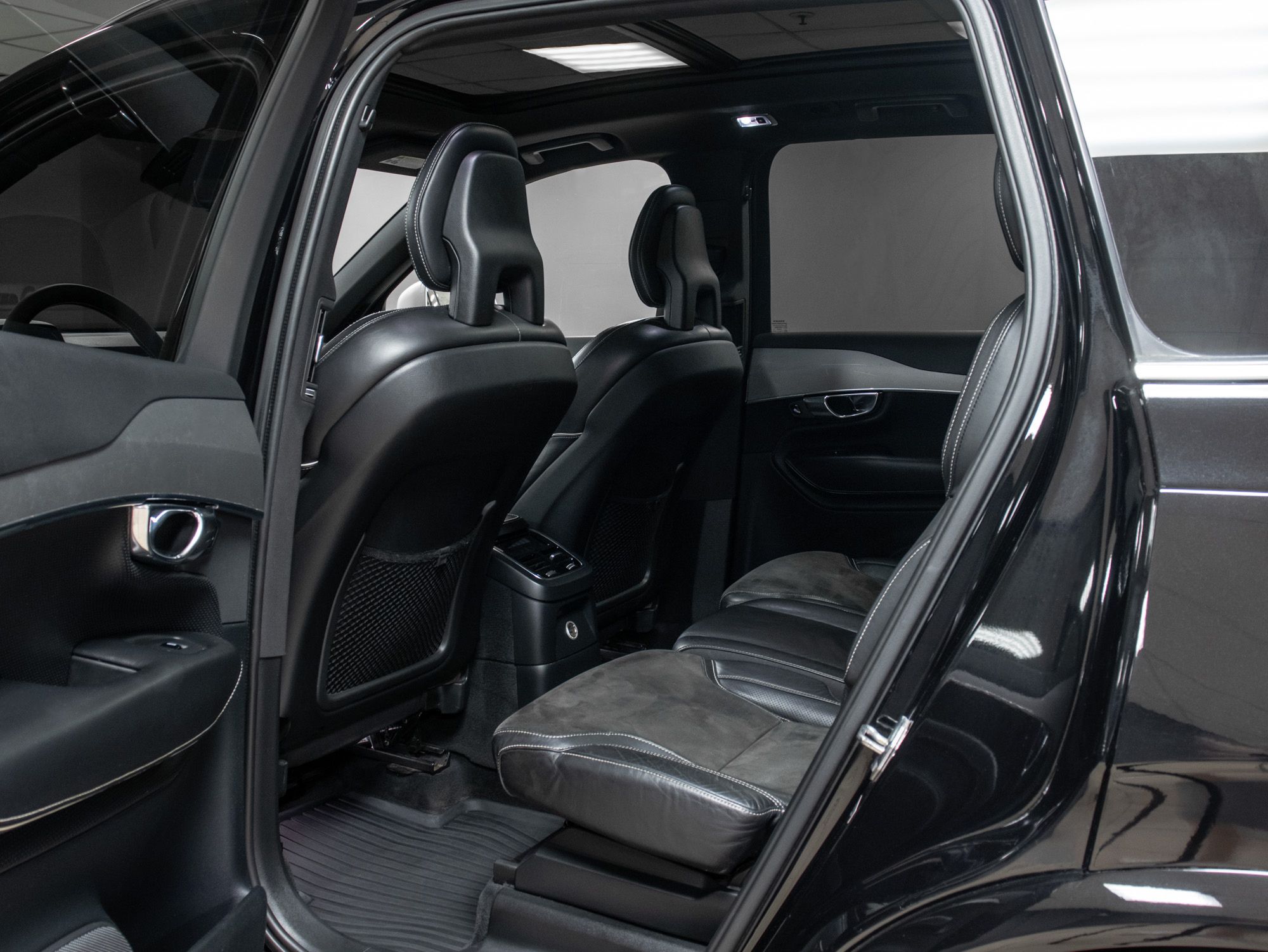 Volvo XC90 R-Design