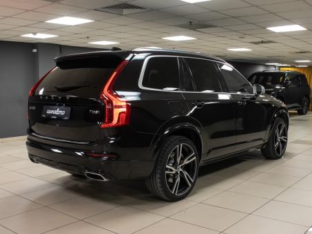 Volvo XC90 R-Design