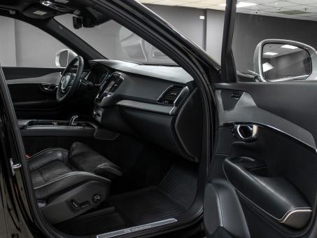 Volvo XC90 R-Design