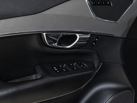 Volvo XC90 R-Design