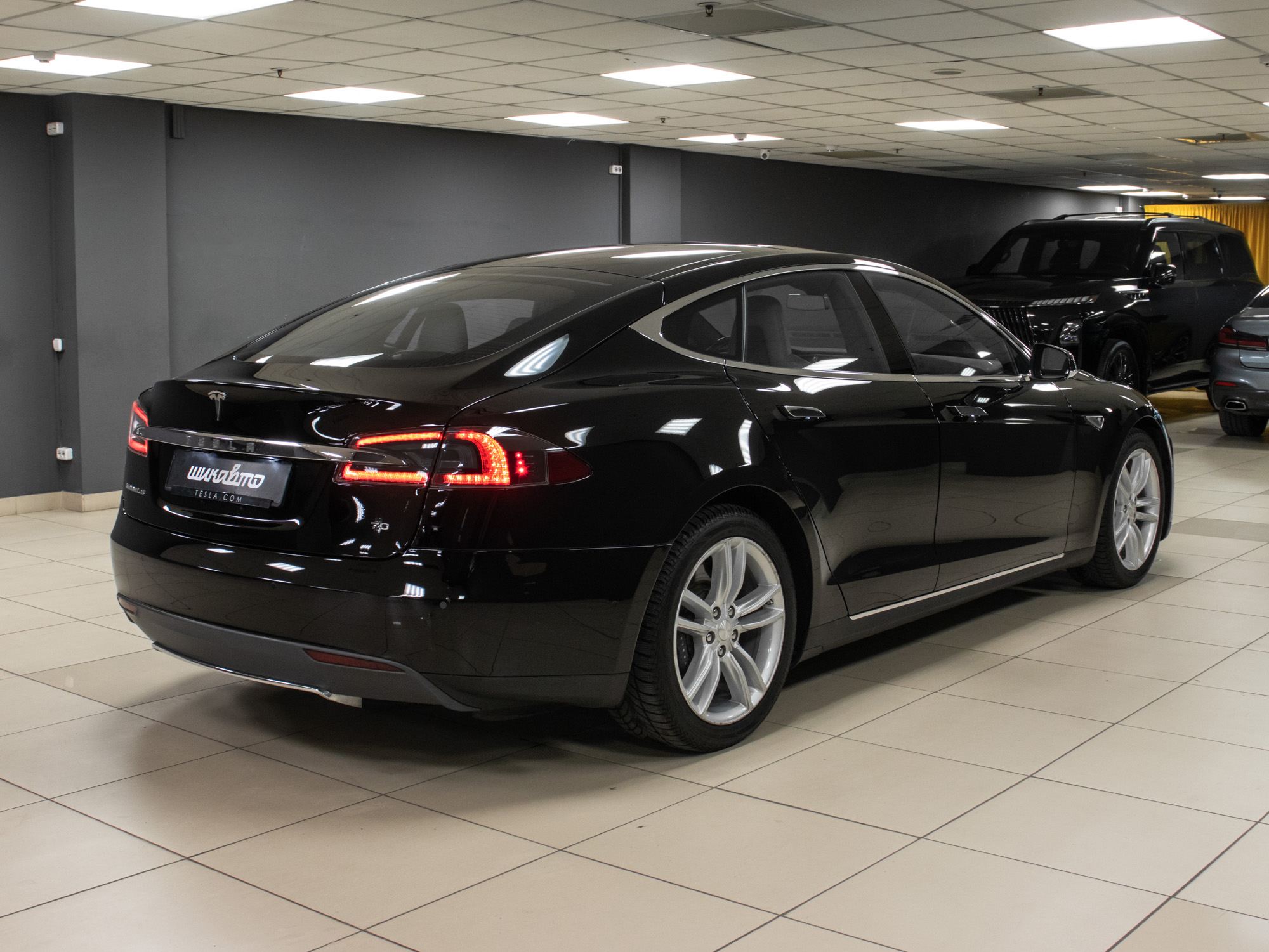 Tesla Model S 70