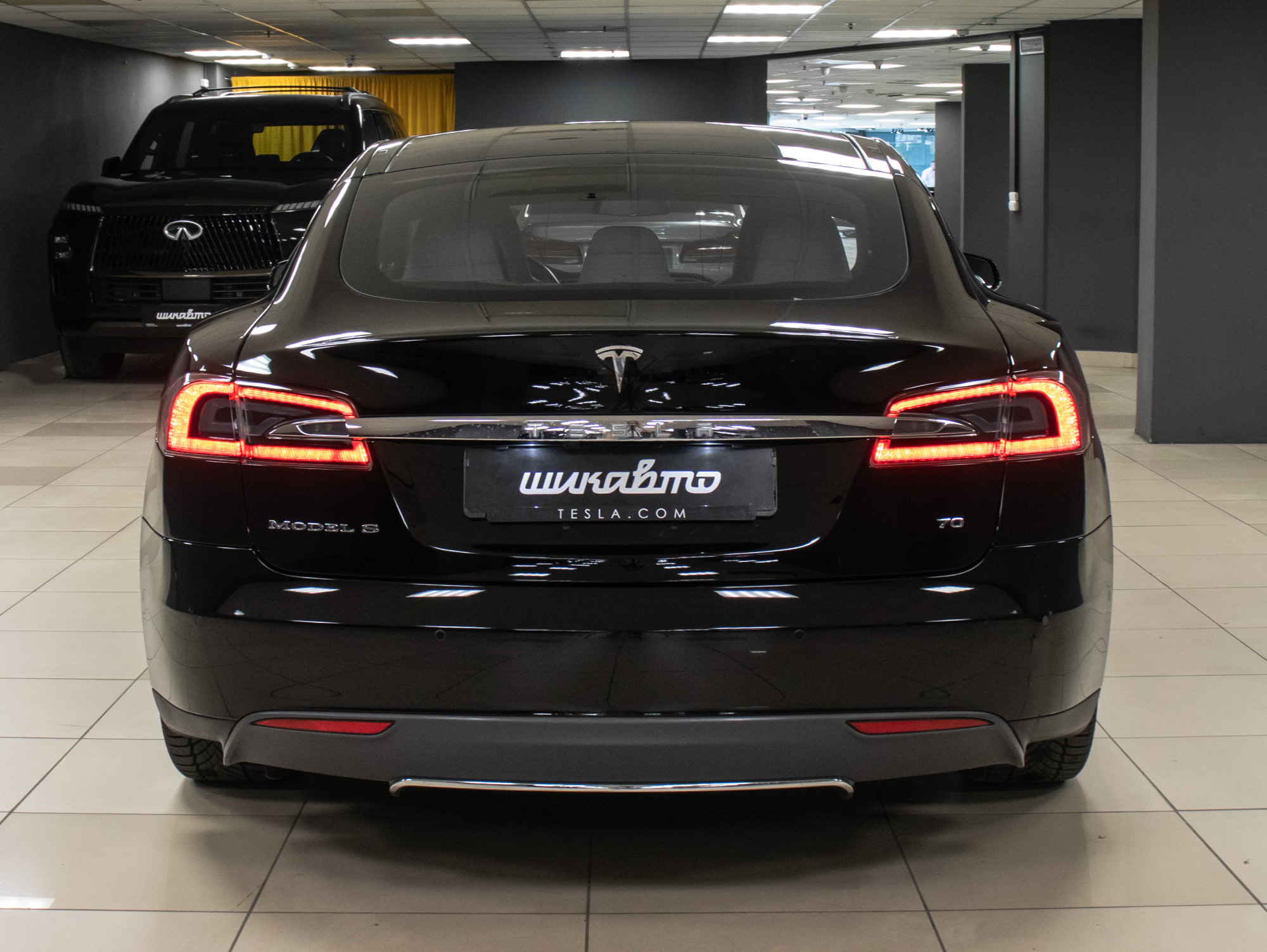 Tesla Model S 70