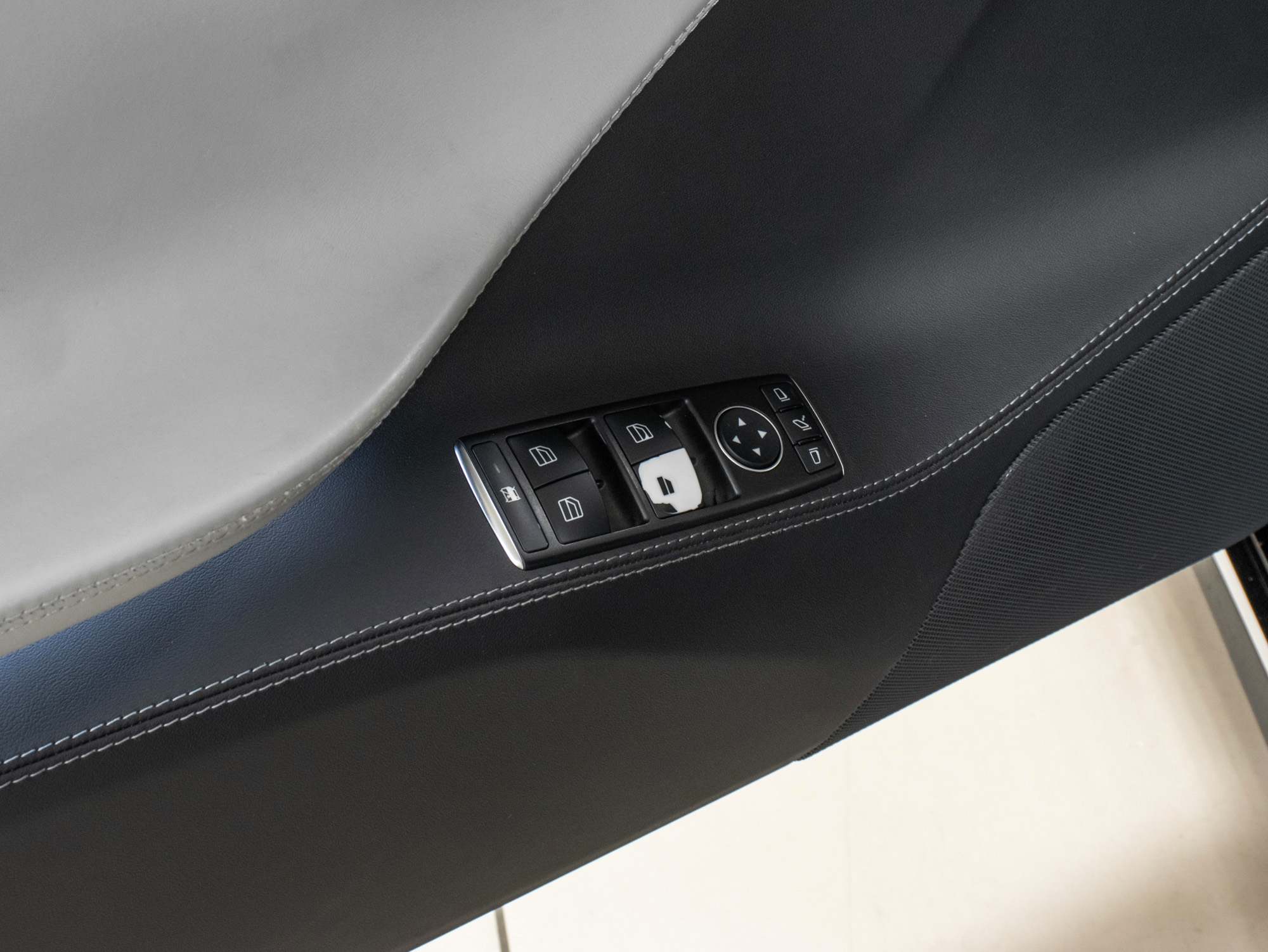 Tesla Model S 70