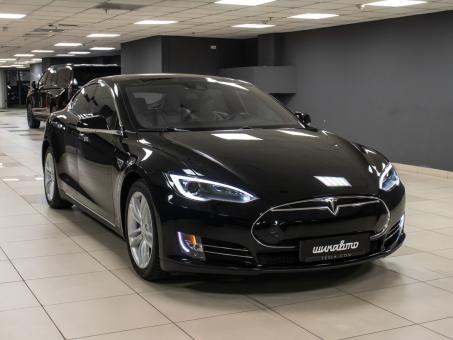 Tesla Model S 70