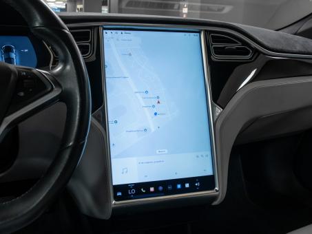 Tesla Model S 70