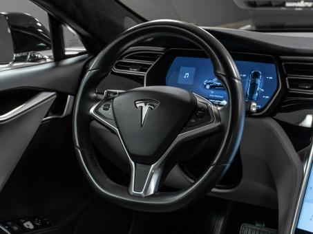 Tesla Model S 70