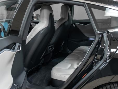 Tesla Model S 70