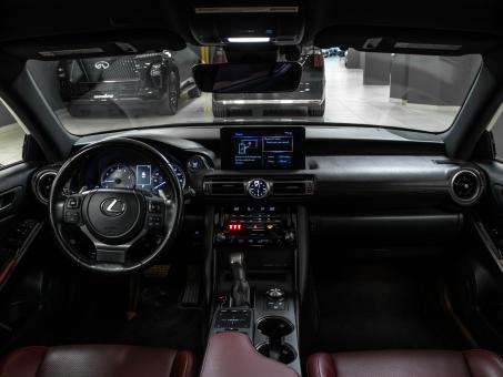 Lexus IS 300