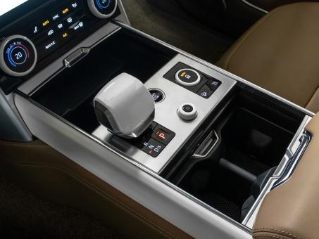Land Rover Range Rover P530SV Serenity