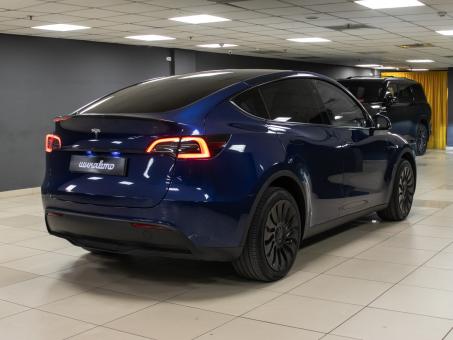 Tesla Model Y Dual Motor