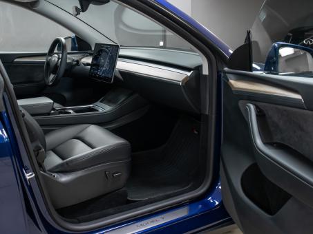 Tesla Model Y Dual Motor
