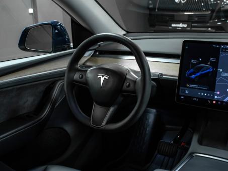 Tesla Model Y Dual Motor