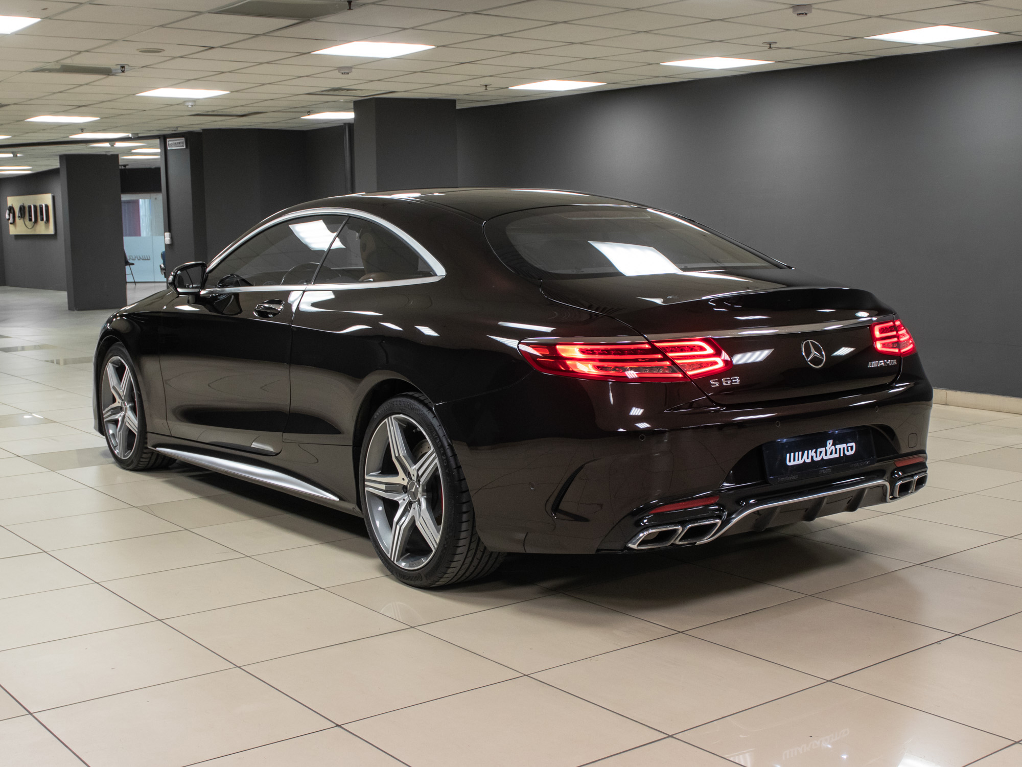 Mercedes-Benz S 500
