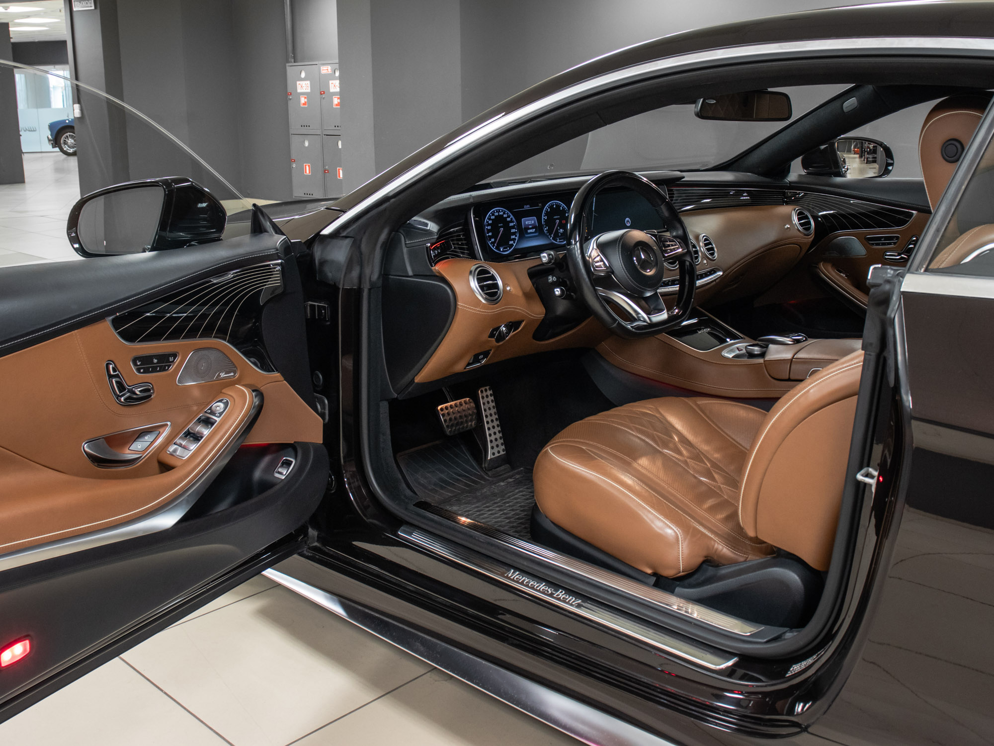 Mercedes-Benz S 500