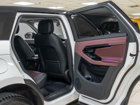 Land Rover Range Rover Evoque P300e