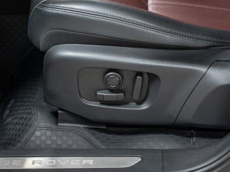 Land Rover Range Rover Evoque P300e