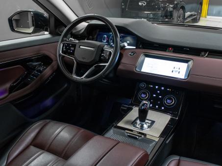 Land Rover Range Rover Evoque P300e