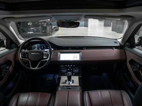 Land Rover Range Rover Evoque P300e