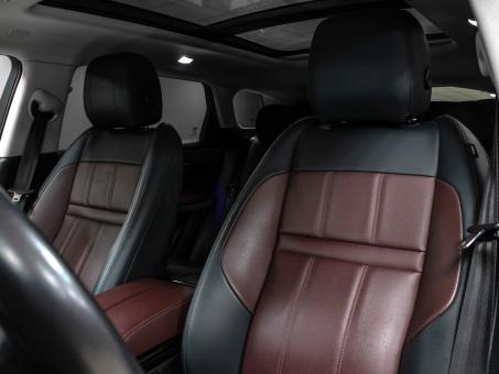 Land Rover Range Rover Evoque P300e