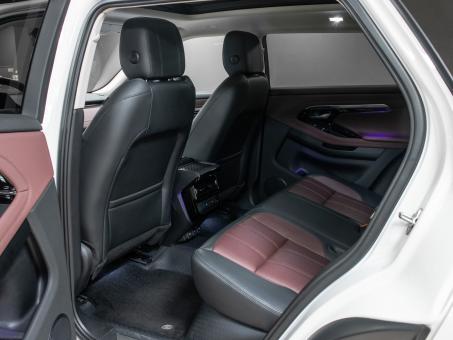 Land Rover Range Rover Evoque P300e
