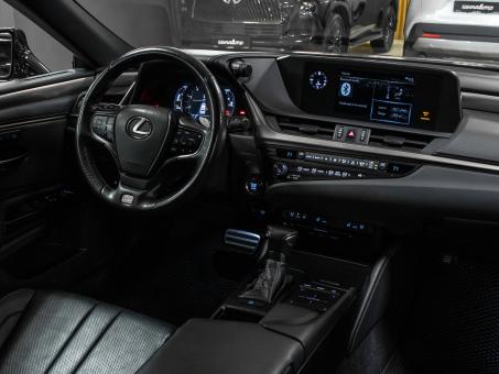 Lexus ES 350 F Sport