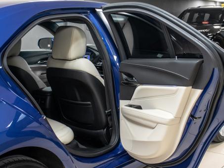 Cadillac CT4 Premium Luxury